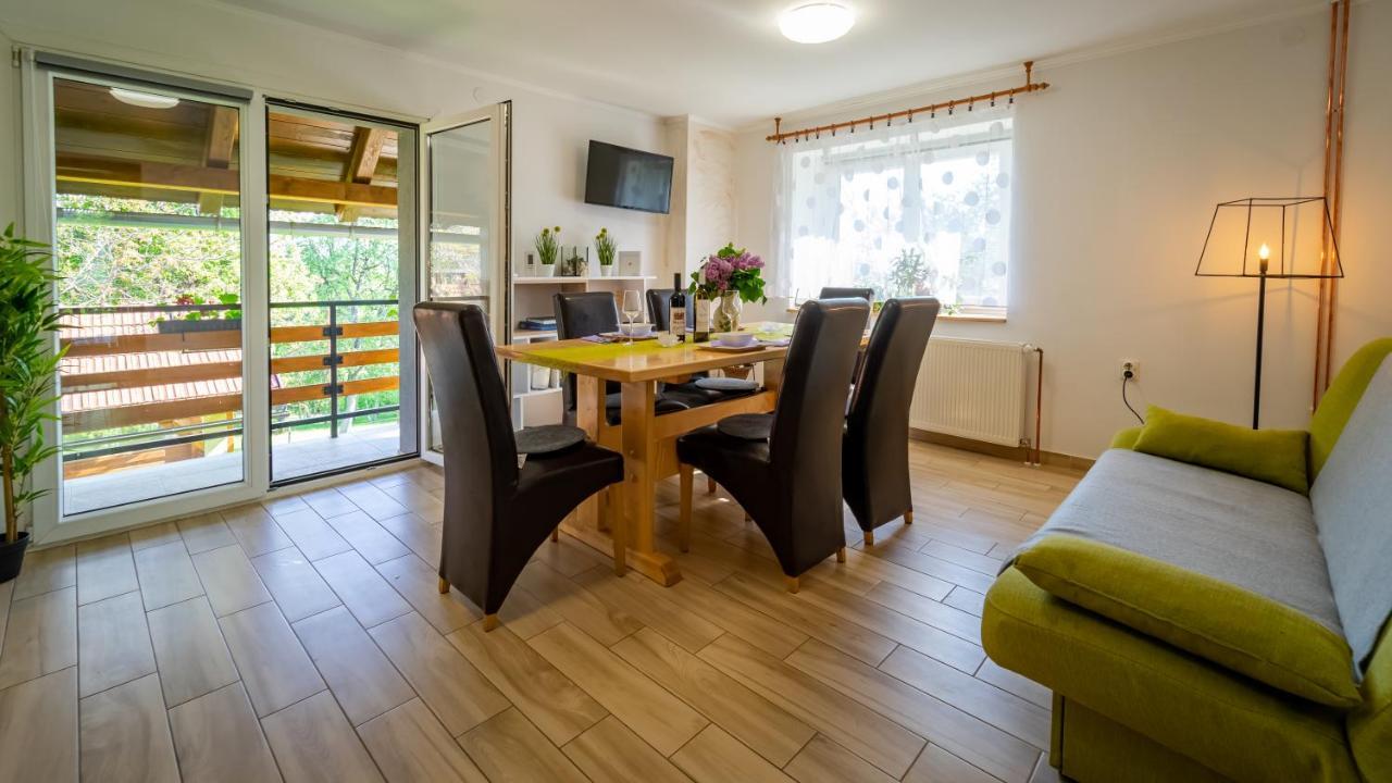 Holiday Home "Sleme" With Jacuzzi, Big Garden And Arbor With Fireplace Skrad Εξωτερικό φωτογραφία