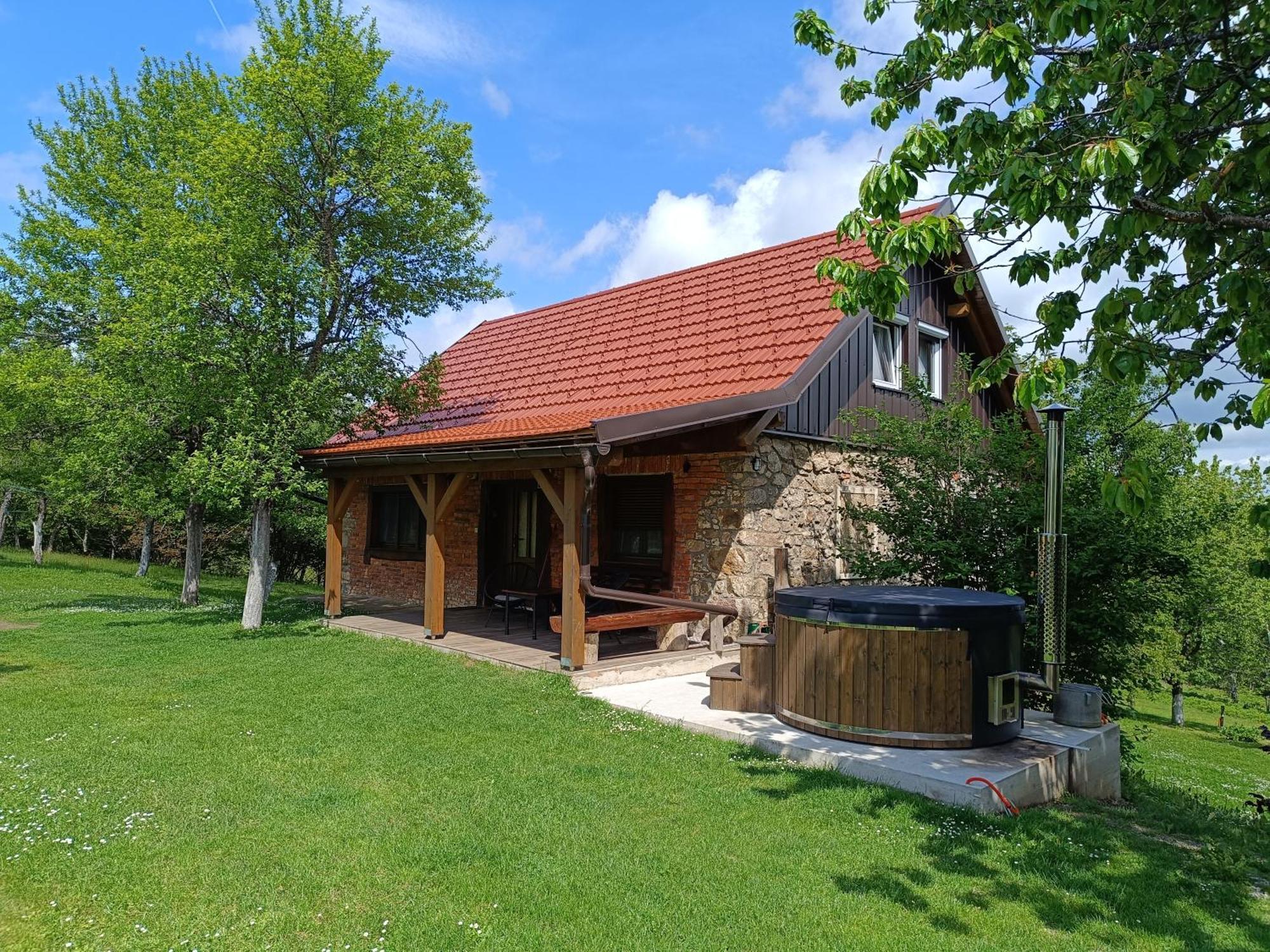 Holiday Home "Sleme" With Jacuzzi, Big Garden And Arbor With Fireplace Skrad Εξωτερικό φωτογραφία